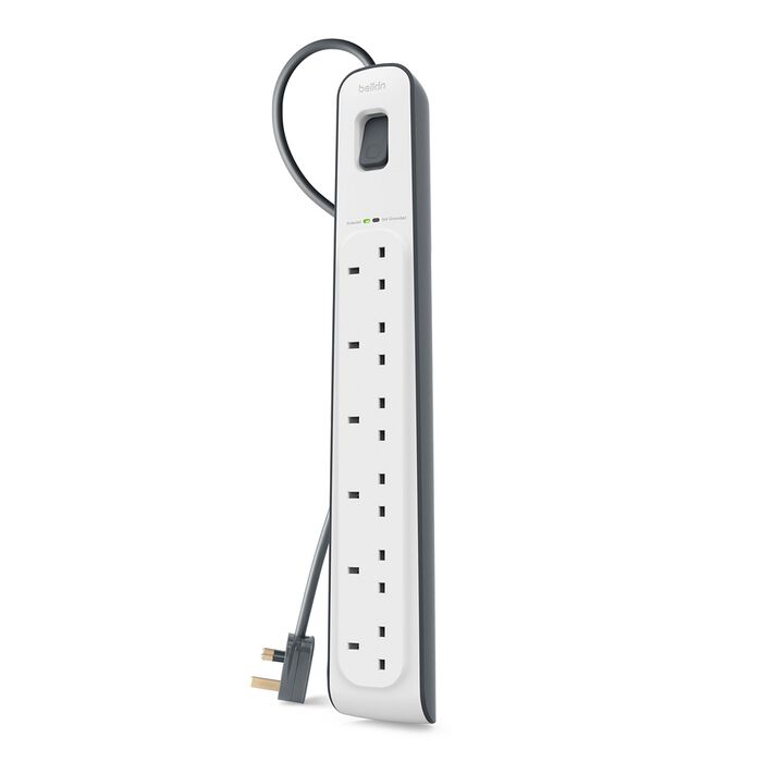 شريط حماية من زيادة التيار الكهربائي من Belkin بستة منافذ مع سلك طاقة بطول 2 متر، باللون الأبيض