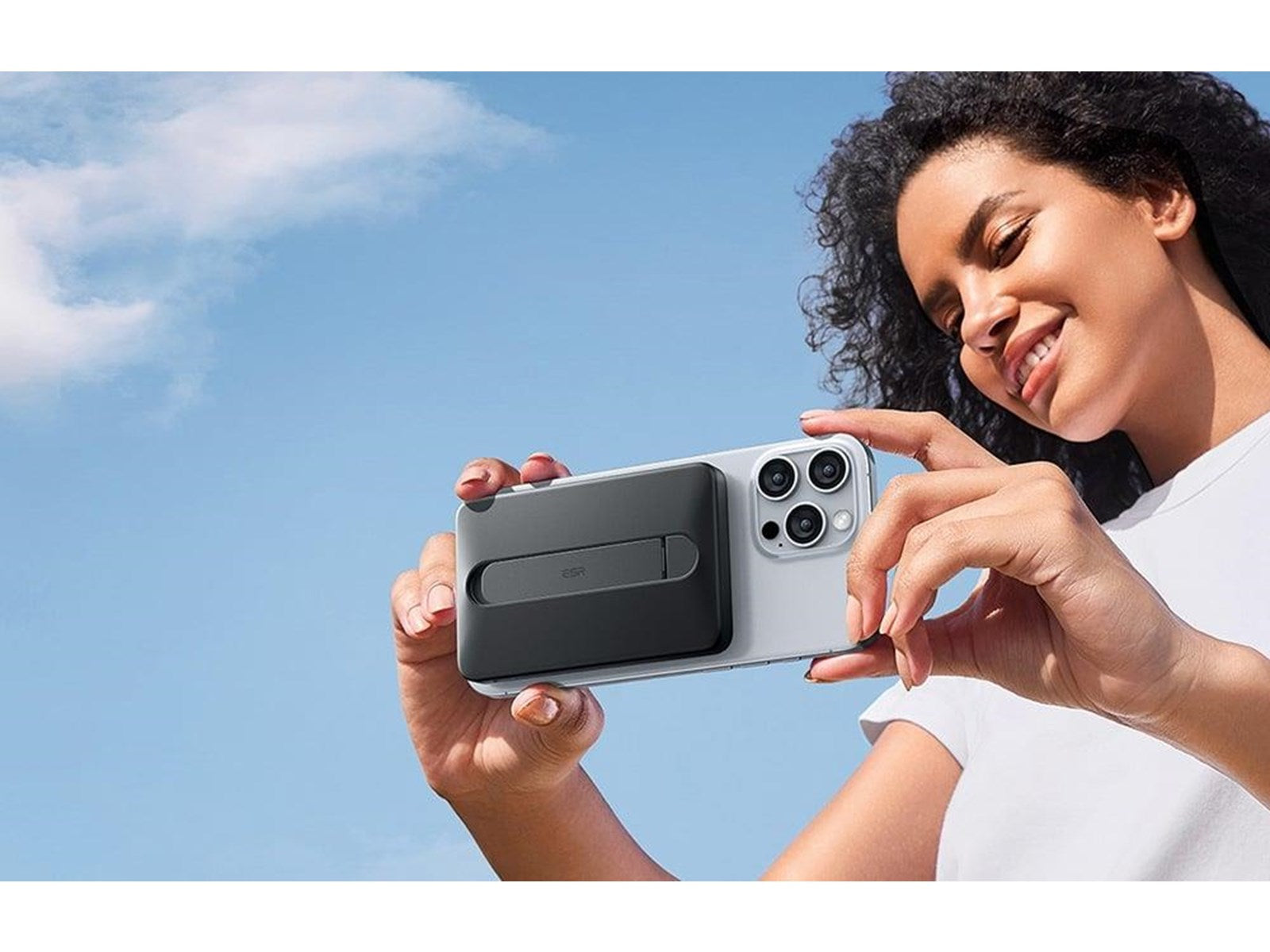 ESR Magnetic Power Bank 5000mAh Qi2 with Stand Black