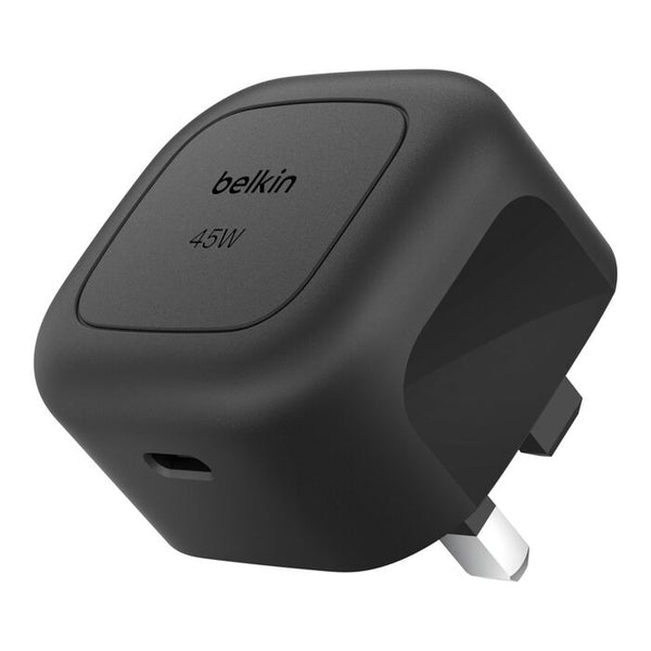 شاحن حائط مدمج من Belkin بقوة 45 وات، بمنفذ USB-C، باللون الأسود