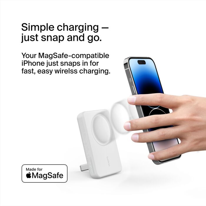 باور بانك لاسلكي مغناطيسي من Belkin BoostCharge مع حامل لهاتف iPhone 14/13/12 أبيض 