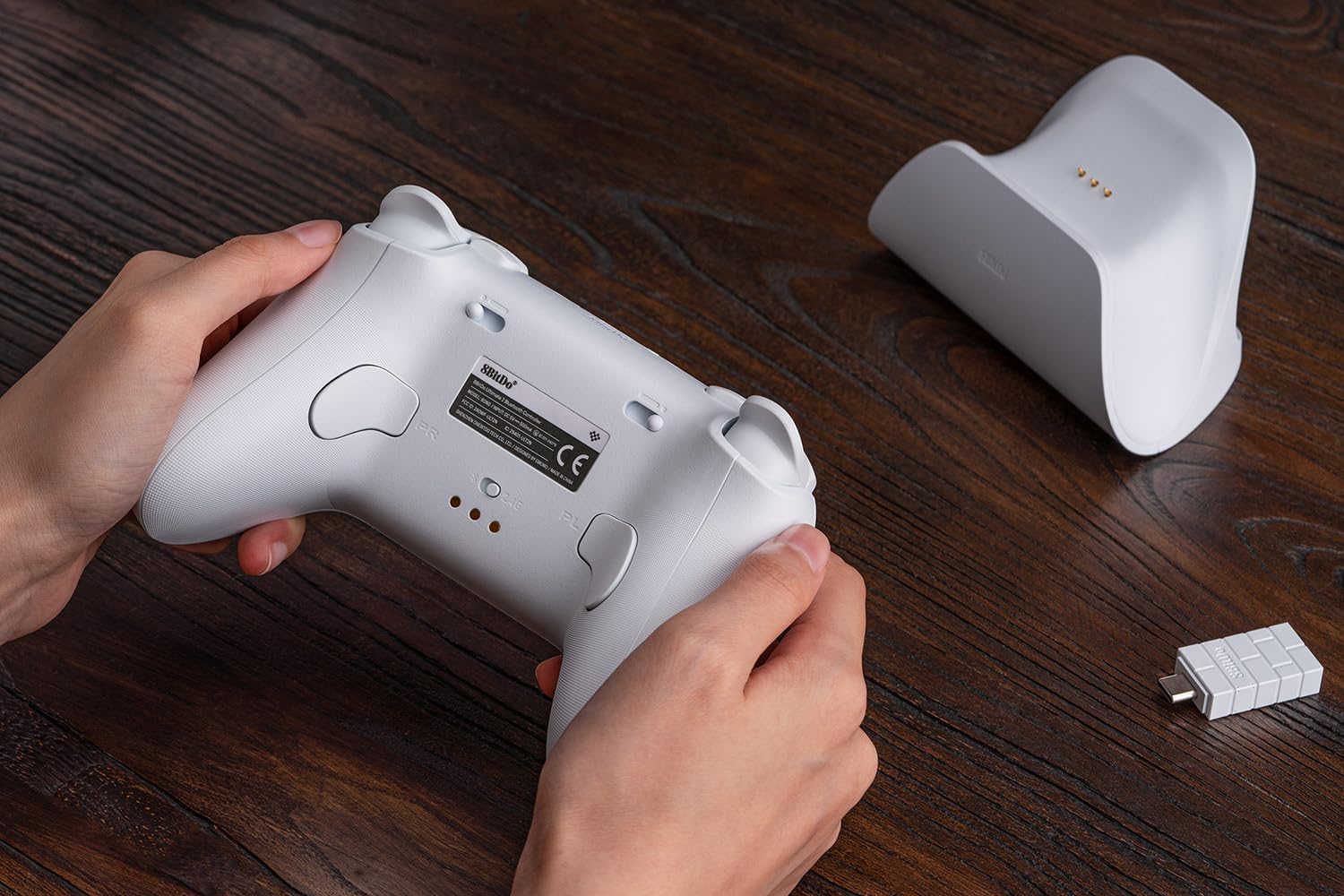 8Bitdo Ultimate 2 Bluetooth Controller for Switch/Switch 2 & Windows PC, Switch Pro Controller with TMR Joysticks, Switchable Hall Effect/Tactile Triggers, Vibration and Motion Control - White