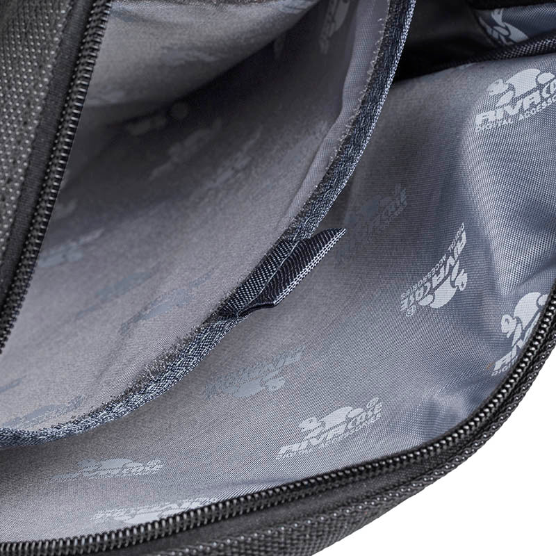 8112 black Laptop bag 10,2"