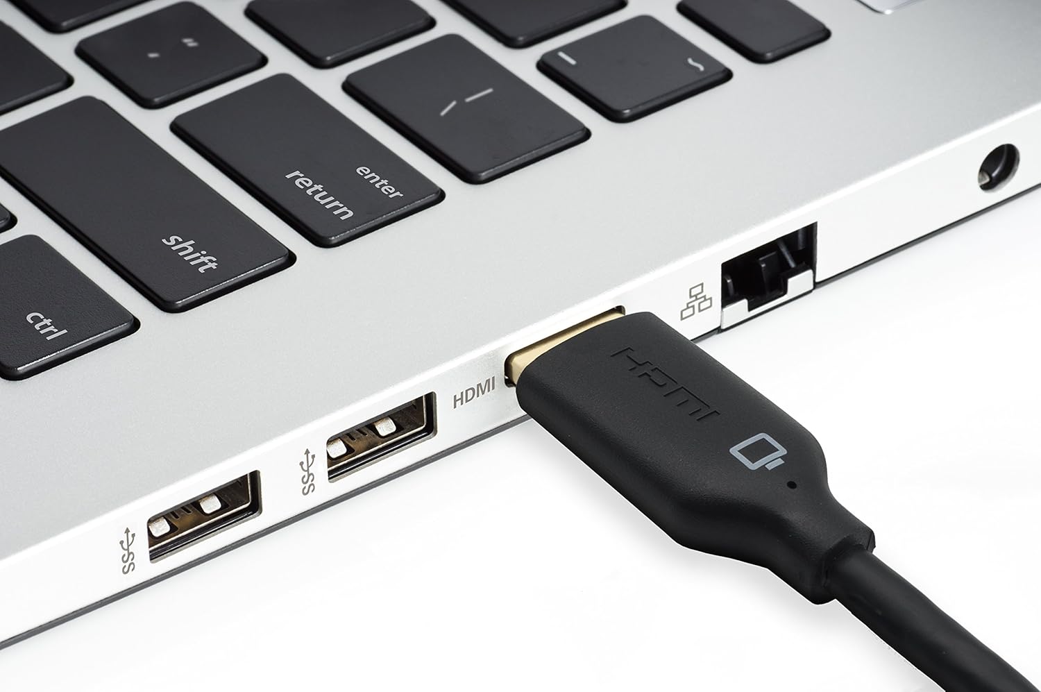 كابل HDMI A/V من Belkin لأجهزة الصوت والفيديو - 2 متر - صوت/فيديو رقمي HDMI - مطلي بالذهب 