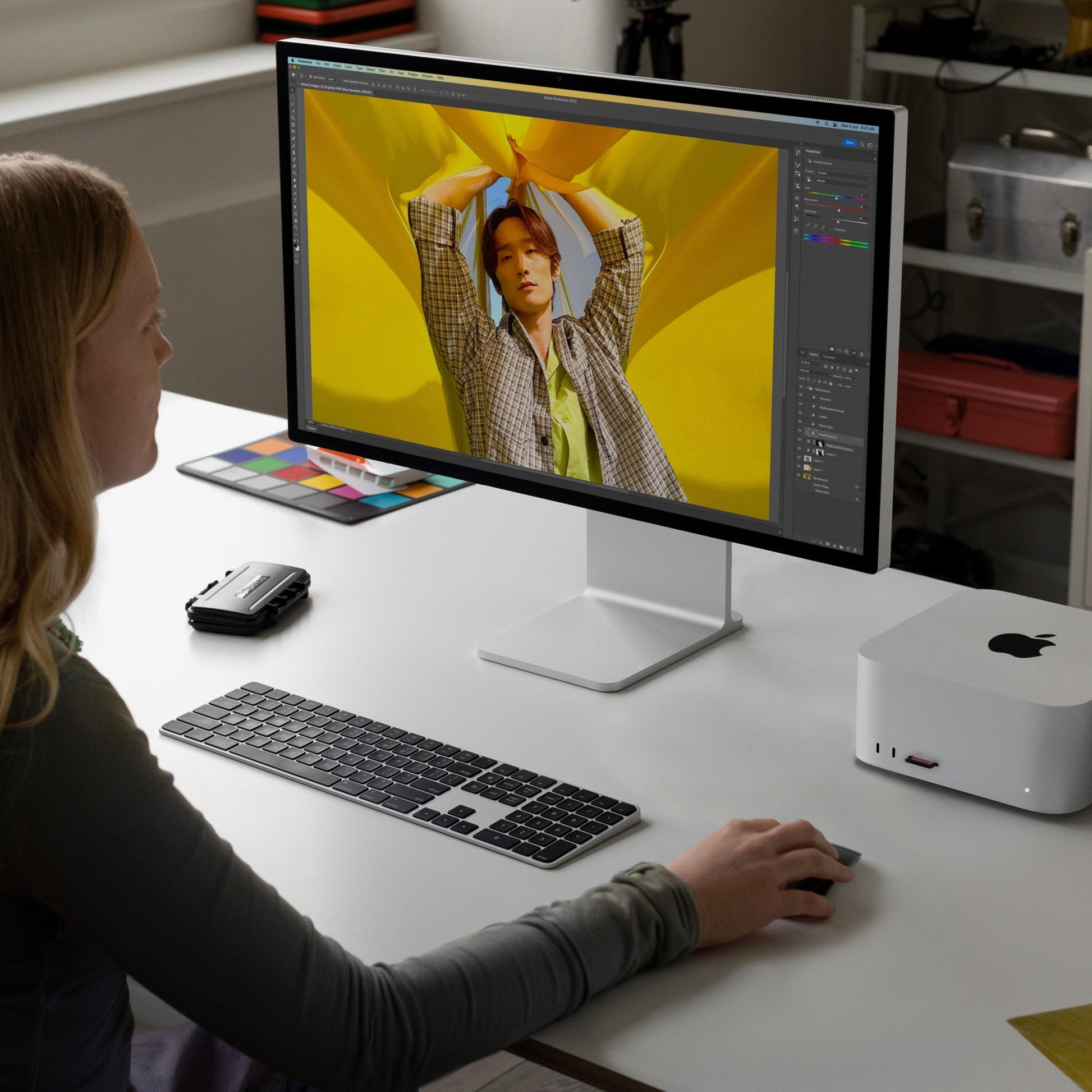 Mac Studio (2023) Apple M2 Max with 12-core CPU, 30-core GPU, 16-core Neural Engine